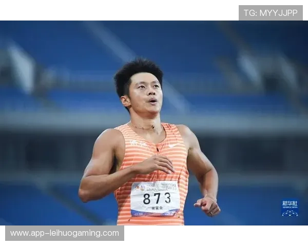 全运会田径多项决赛，谢震业百米预赛晋级