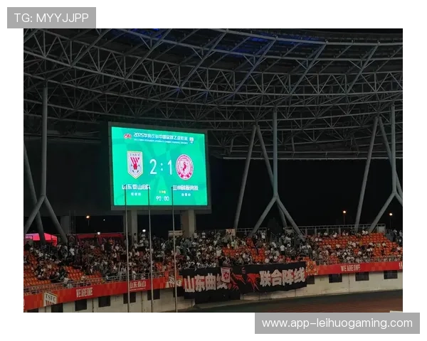 从领先到被追平:解析AC米兰对阵帕尔马比赛关键时刻。 从领先到被追平:解析AC米兰对阵帕尔马比赛关键时刻。