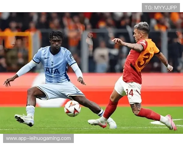 加拉塔萨雷0-1摩纳哥，扎卡里亚失点成转折